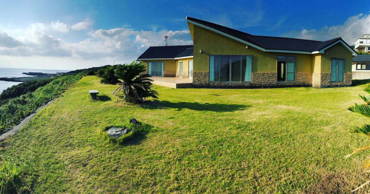 Resort Villa Miko Oshima Buitenkant foto