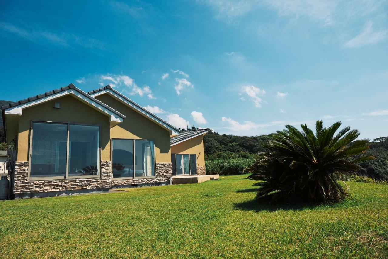 Resort Villa Miko Oshima Buitenkant foto